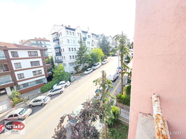 Huzur da 1134. Sokakta Boş, Bakımlı, Ön Cephe 3+1 otoparklı - Görsel 8