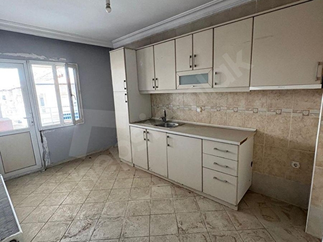 🏡 SALİHLİ ERDEM EMLAK’TAN CUMHURİYET MAHALLESİ’NDE SATILIK GENİŞ VE FERAH 3+1 DAİRE! 🏡 - Görsel 2