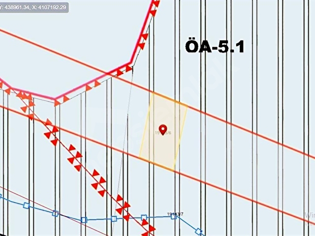 EKİNCİ GAYRİMENKUL`DEN GÖL MANZARALI TEL İLE ÇEVRİLİ 300 m2 ARSA - Görsel 11