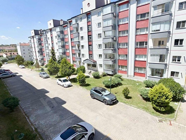 EMARdan İLKYERLEŞİM MH.de GÜVENLİKLİ SİTE **ARA KATTA SÜPER 3+1 - Görsel 25