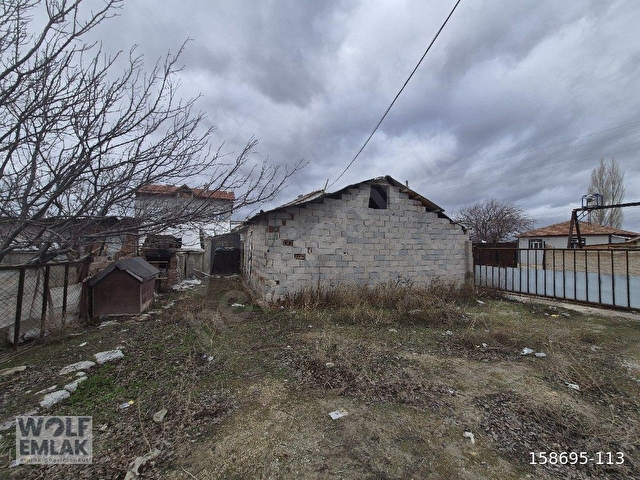 Oturuma Hazır Çiftlik Evli, Ahırlı İmarlı Arsa - Görsel 7