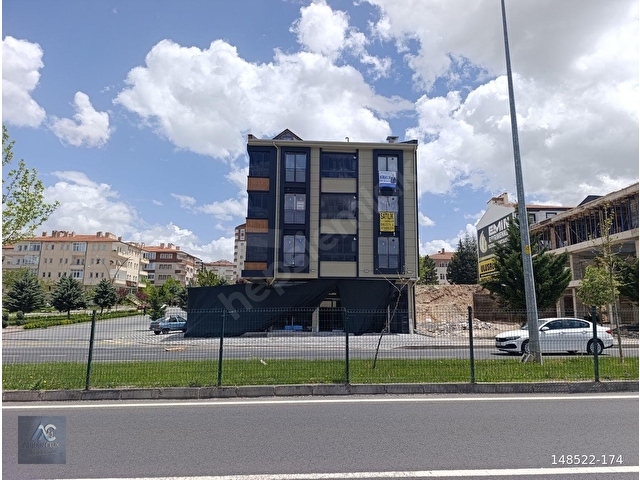 ABİDİN ÇELİKTEN 15 TEMMUZ DA HASTANE KAVŞAĞINDA 1+1 SIFIR DAİRE - Görsel 9