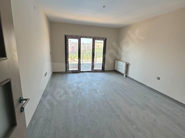 🏡 DİKMECE TOKİ KONUTLARINDA KİRALIK 3+1 SON KAT FIRSAT DAİRE - Görsel 3