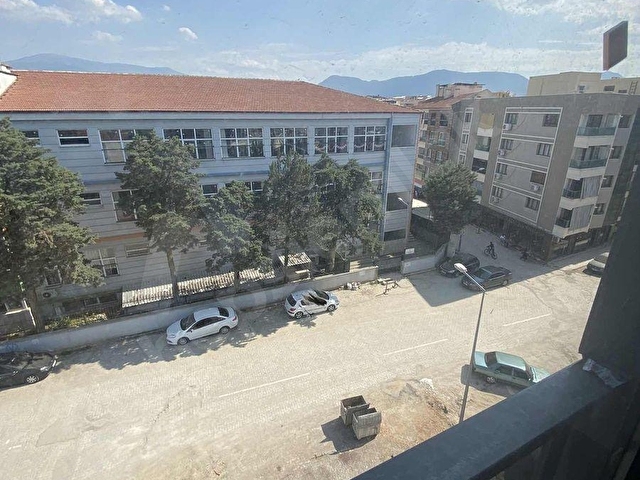 YILDIZ EMLAK TAN CUMHURİYET OKULU CİVARI SATILIK 1+1 DAİRE - Görsel 3