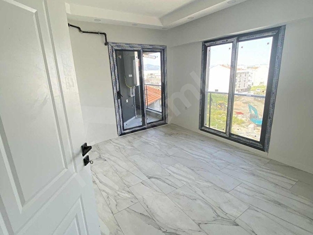 YILDIZ EMLAK TAN CUMHURİYET OKULU CİVARI SATILIK 1+1 DAİRE - Görsel 6