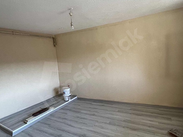TOKATKÖYDE 1+1 DAİRE - Görsel 4