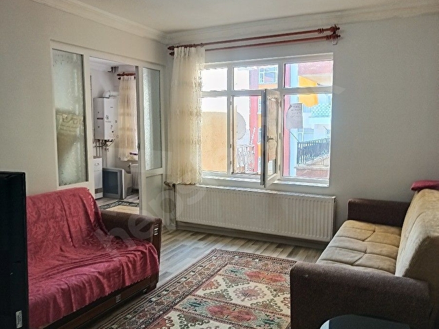 çarşı merkezde lise cadsinin arka caddesi 3+1 eşyalı daire - Görsel 7