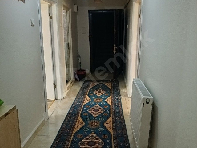 çarşı merkezde lise cadsinin arka caddesi 3+1 eşyalı daire - Görsel 11