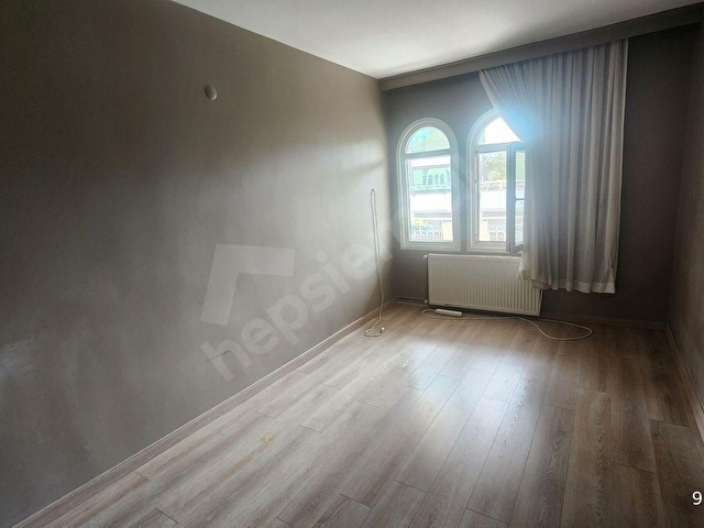 HEDEFTEN SAHİL CADDESİNDE BALKONLU MANZARALI 3+1 150m2 DAİRE - Görsel 12