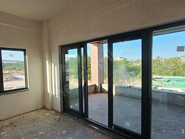 ESENTEPENİN GÖZDE BÖLGESİNDE | 500 m² ARSA İÇİNDE HAVUZLU VİLLA - Görsel 12