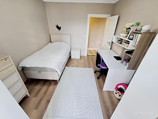 CUMHURİYET MAHALLESİNDE METROYA YAKIN SİTE İÇİ 4+1 SATILIK DAİRE - Görsel 17