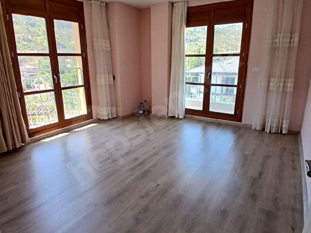 ORHANİYE GÜNEŞ EMLAKTAN SATILIK MÜSTAKİL VİLLA - Görsel 4