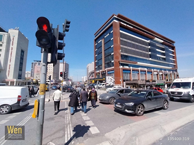 Metrobüse yakın Keleş plazada kiralık ofis - Görsel 25