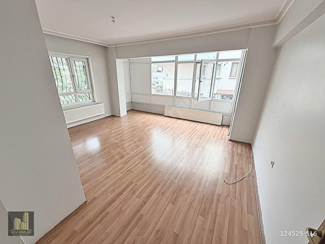 SÜLEYMANİYE CADDESİNDE 2+1 & YÜKSEK GİRİŞ MANTOLAMALI BALKONLU - Görsel 2