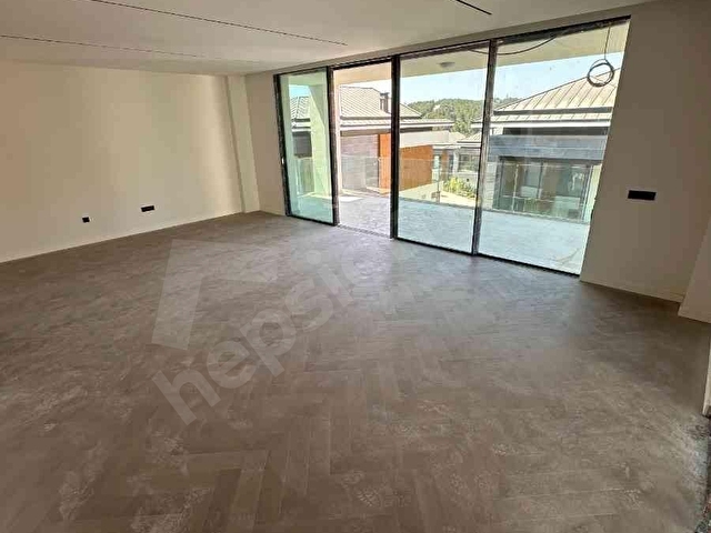 REMAX TERMİNAL OYA DOĞAN NEFESORMAN SİTESİ KİRALIK ÇATI DUBLEKS - Görsel 10
