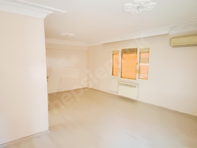 KARŞIYAKA BOSTANLI MAHALLESİ MERKEZİ KONUMDA KİRALIK 3+1 DAİRE - Görsel 9