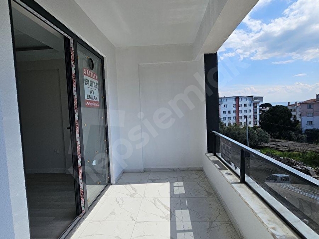 AY EMLAKTAN ARMUTLU YILANDAR DA 1+1 DAİRE YERDEN ISITMALI - Görsel 9