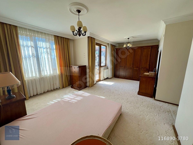 Kuşadası Marinada Satılık 5+2 Villa - Görsel 8