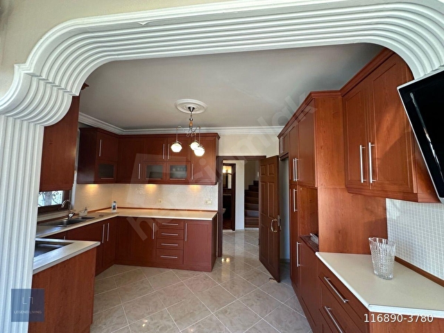 Kuşadası Marinada Satılık 5+2 Villa - Görsel 7