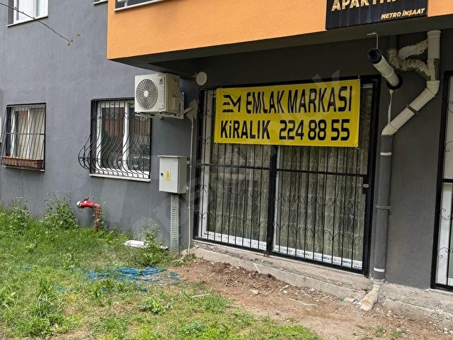 EMLAK MARKASIndan BARAJYOLU BAHÇE KAT GENİŞ OTURUM 1+1!!