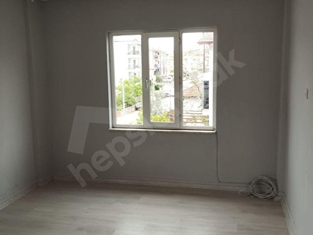 Atatürk mahallesinde kullanışlı  2+1(dönüştürülebilir)  kiralık daire - Görsel 4