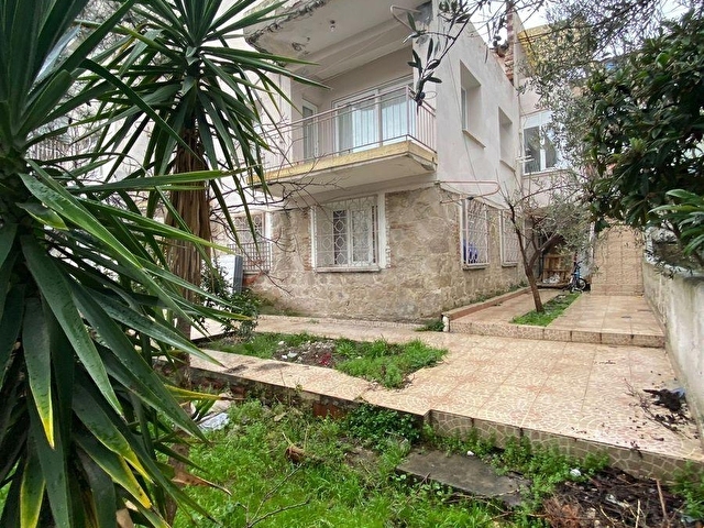 BERGAMA BAHÇELİEVLER MAHALLESİNDE KOMPLE BİNA SATIŞTA - Görsel 7