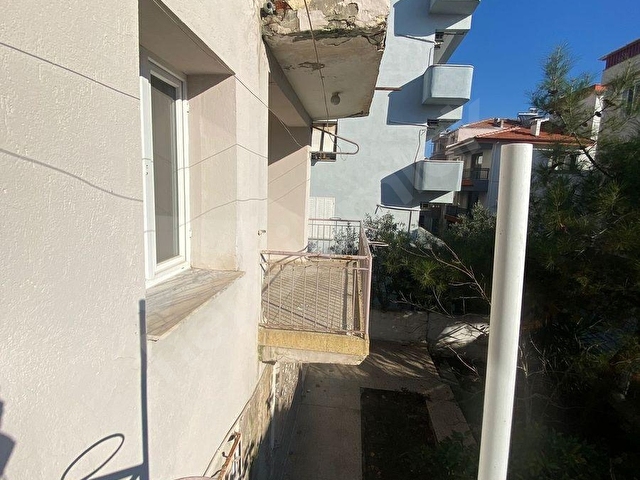 BERGAMA BAHÇELİEVLER MAHALLESİNDE KOMPLE BİNA SATIŞTA - Görsel 17