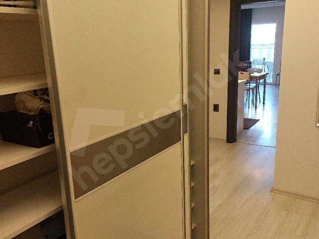 Davutlar kaplıca bölgesinde müstakil binada full eşyalı ebeveyn banyolu 2 adet balkon kapalı cam 3+1 - Görsel 5