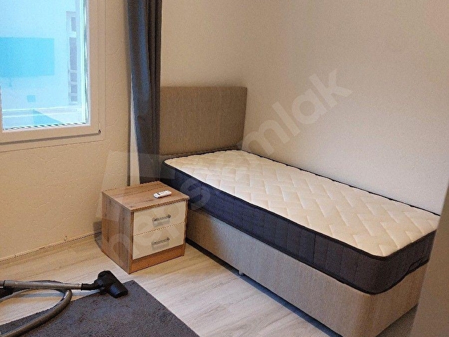 Davutlar kaplıca bölgesinde müstakil binada full eşyalı ebeveyn banyolu 2 adet balkon kapalı cam 3+1 - Görsel 25