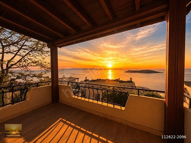 Bodrum Gümüşlükte satılık villa ingilizden 9 ada manzaralı ev full manzaralı denize yakın bahçeli - Görsel 9