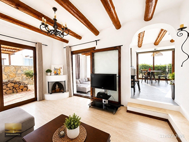 Bodrum Gümüşlükte satılık villa ingilizden 9 ada manzaralı ev full manzaralı denize yakın bahçeli - Görsel 16