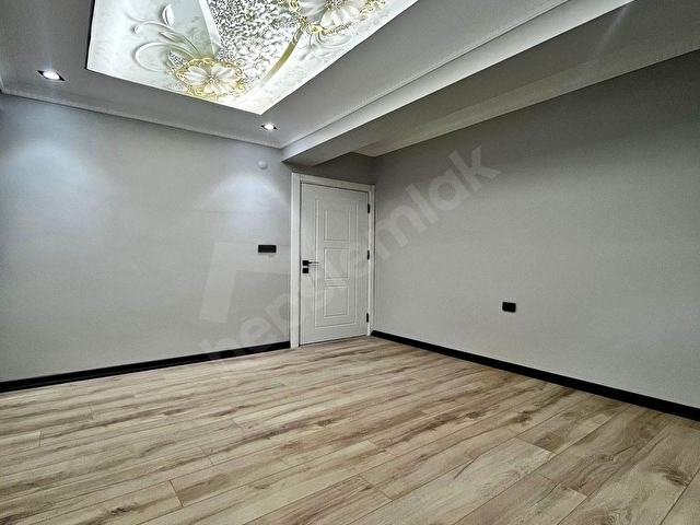 CADDE DİBİ 2+1 SIFIR LÜX KİRALIK DAİRE - Görsel 9