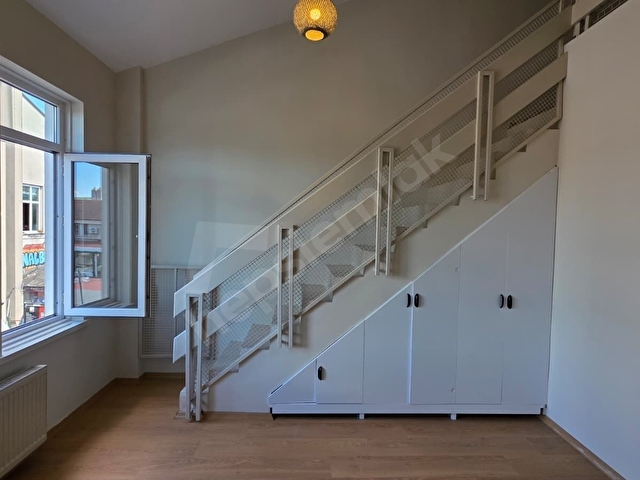 ZEKERİYAKÖY ÇARŞIDA KİRALIK LOFT DAİRE - Görsel 13