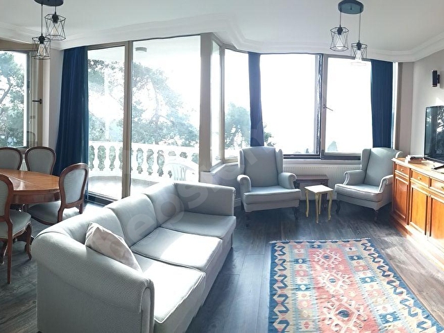 Büyükadanın En Güzel Manzaralı Evi Kiralık - Görsel 16