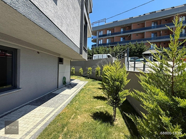 BEYLİKDÜZÜ MARİNA YANINDA OTOPARKLI SIFIR BUTİK SİTE 2+1 DAİRE ! - Görsel 8