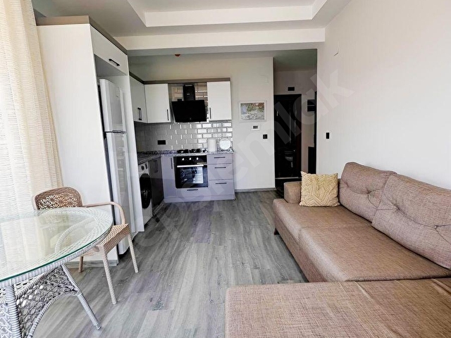 ENDER DEN MERSİN İN EN GÜZEL SAHİLİNDE KİRALIK EŞYALI DAİRE - Görsel 2