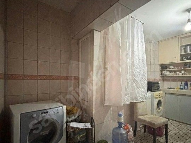 Adliyenin Dibinde Kaloriferli Kiralık Ev - Görsel 14