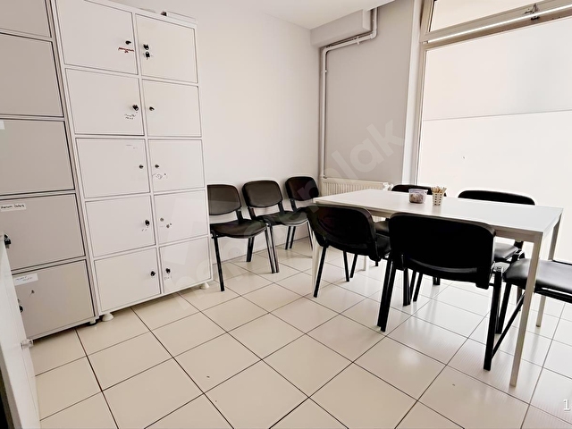 Çekmeköy Ana cadde üzerinde Satılık Kiracılı 3 katlı Ticari mülk - Görsel 17