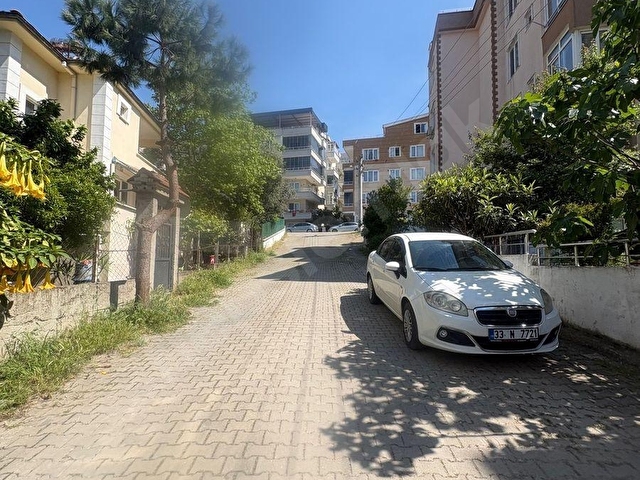 ÇINARCIK TAŞLİMANDA YENİ BİNADA 2+1  TEMİZ ÖN CEPHE DAİRE - Görsel 4