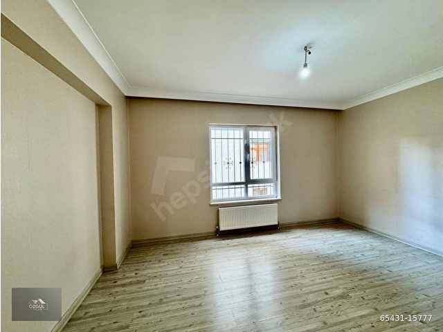 ÖZGÜL EMLAKtan MERKEZİ KONUMDA ÇİFT BANYOLU YAPILI KATTA 4+1 DAİRE - Görsel 11