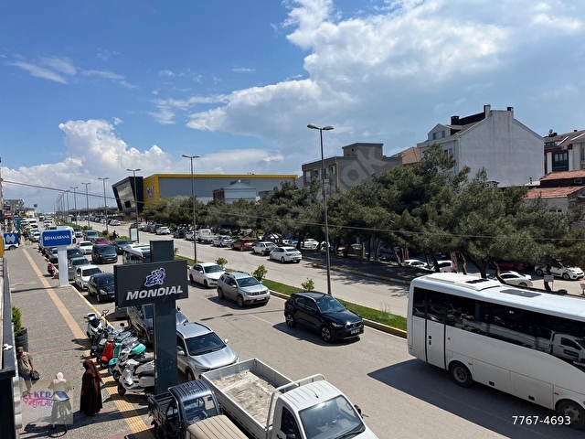 ATATÜRK CADDESİ LİMAN AVM KARŞISI
