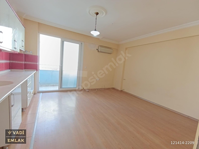 KUŞADASI DAVUTLAR MERKEZDE SATILIK 2+1 DAİRE - Görsel 4