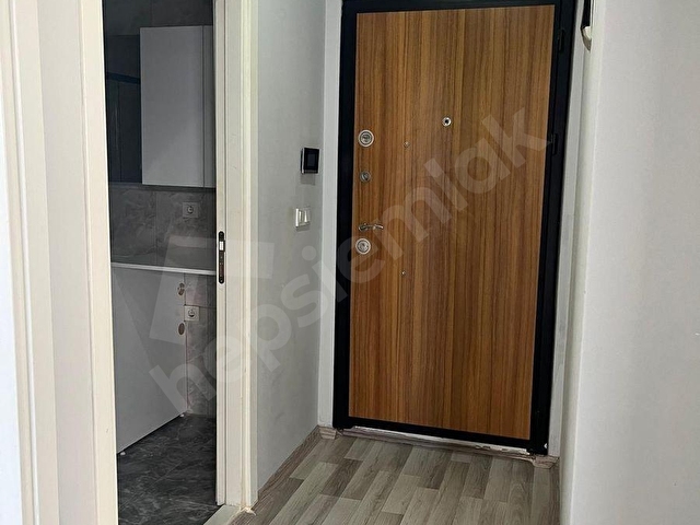 BORNOVA MEVLANADA DOĞALGAZLI KLİMALI KİRALIK DAİRE - Görsel 8