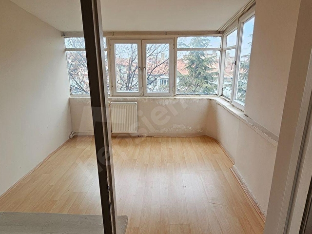 BELLİGÜN CADDESİNDE SATILIK 3+1 TERAS - Görsel 25