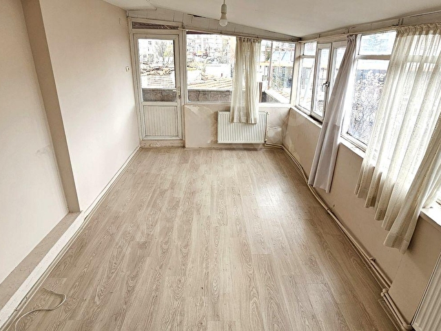 BELLİGÜN CADDESİNDE SATILIK 3+1 TERAS - Görsel 29