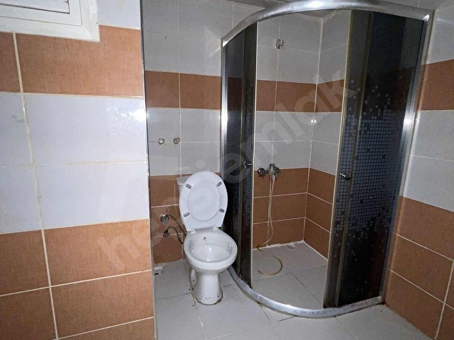 MURADİYEDE 2+1 ARAKAT TERASLI CADDE ÜSTÜ DAİRE - Görsel 17