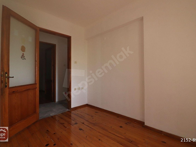 Ege Emlaktan Altınyunus Mah. Denize Yakın Havuzlu Sitede - Görsel 24