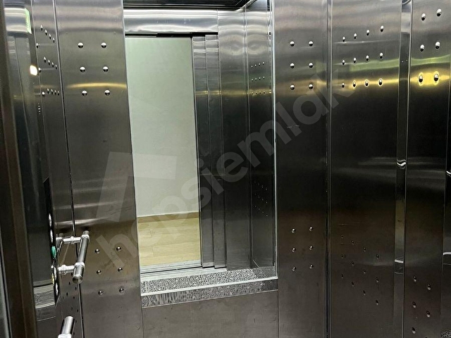 BEHZAT BULVARI CADDE ÜSTÜNDE EŞYALI 1+1 KİRALIK DAİRE - Görsel 5