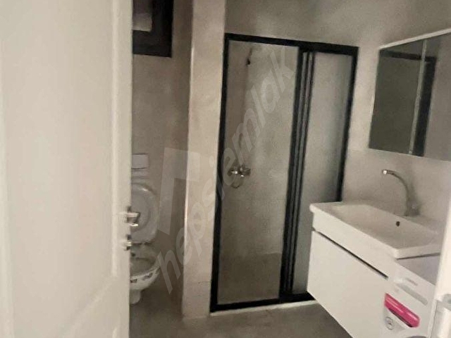 MEYDAN MAH: GİRİŞİNDE YENİ YAPI 1+1 EŞYALI KİRALIK DAİRE - Görsel 3
