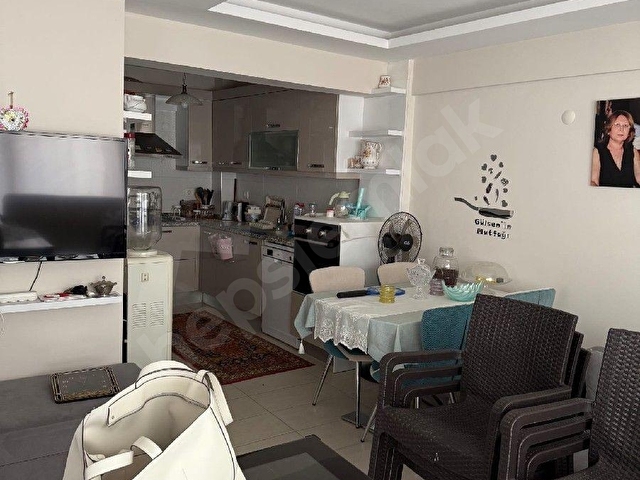 fırsat dikili candarlıda 5+2 denize yakın yüzme havuzlu site içinde  tadilatlı forleks  villa - Görsel 6